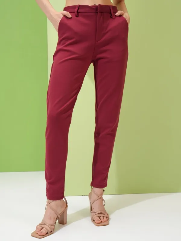 Tokyo Talkies Women Maroon Solid Slim Fit Casual Trouser