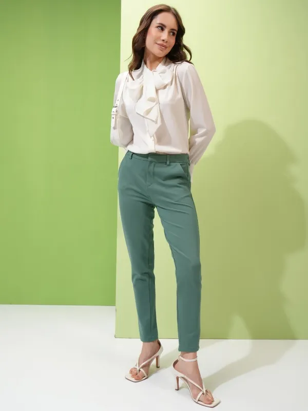Tokyo Talkies Women Teal Solid Slim Fit Chinos