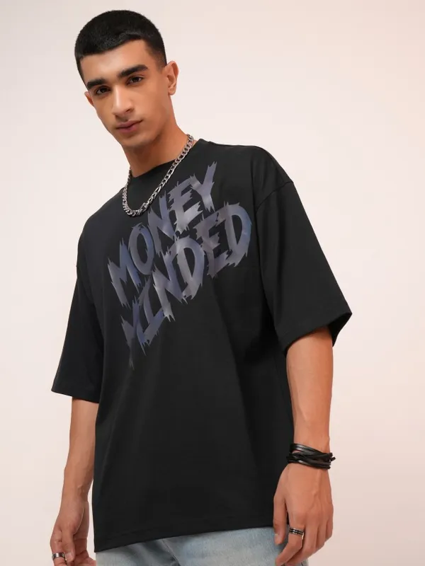 Highlander Men Black Printed Oversized Fit Round Neck T-Shirt