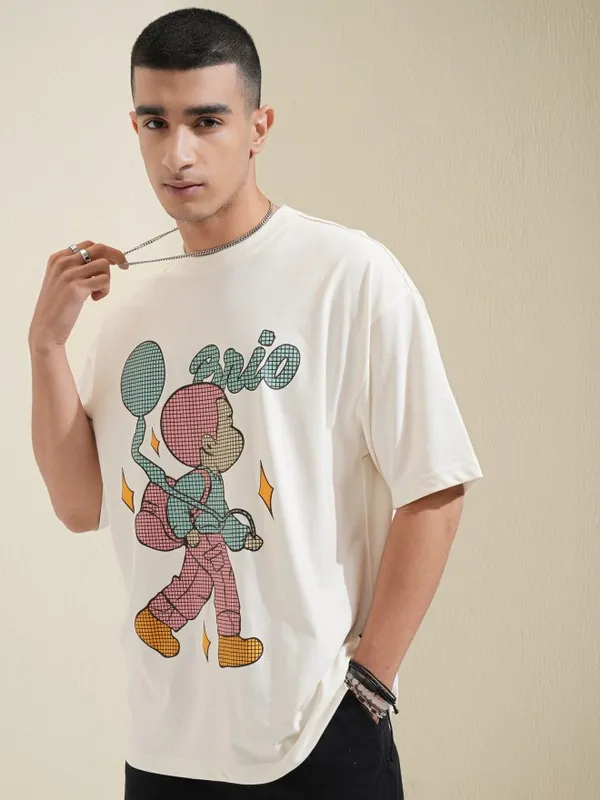 Highlander Men Off White Printed Round Neck Oversized Fit T-Shirt