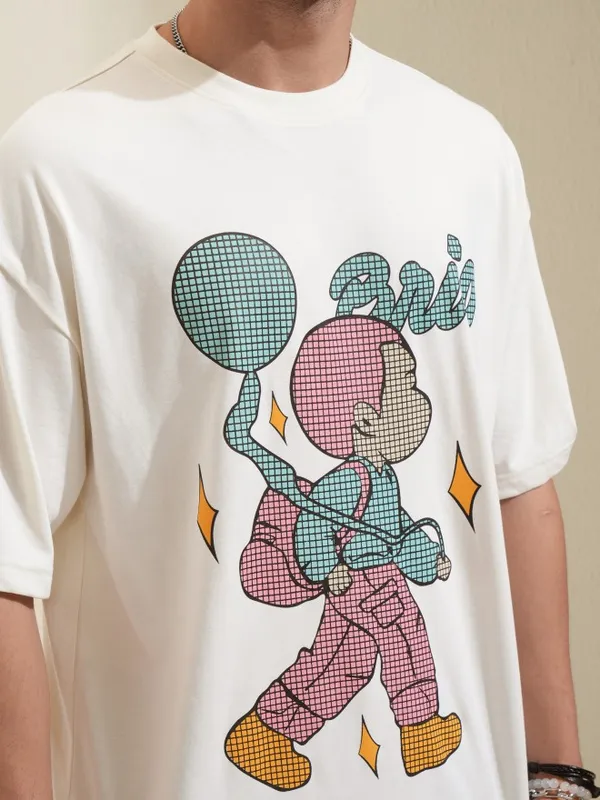 Highlander Men Off White Printed Round Neck Oversized Fit T-Shirt