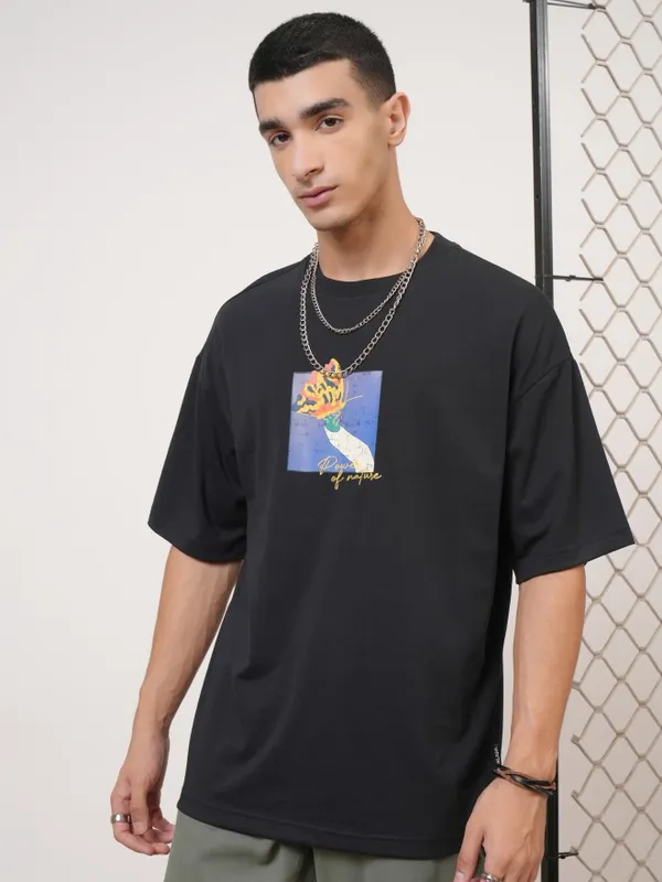 Highlander Men Black Printed Round Neck T-Shirts