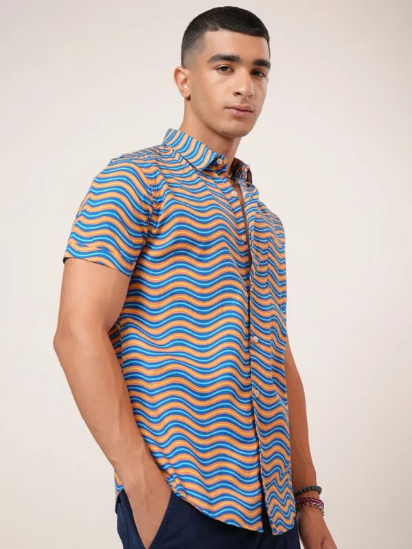  Highlander Men Navy Blue Printed Slim Fit Casual Shirts