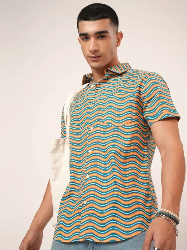  Highlander Men Green Printed Slim Fit Casual Shirts