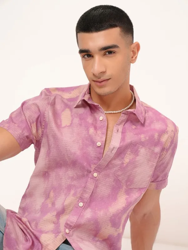  Highlander Men Purple Printed Slim Fit Casual Shirts