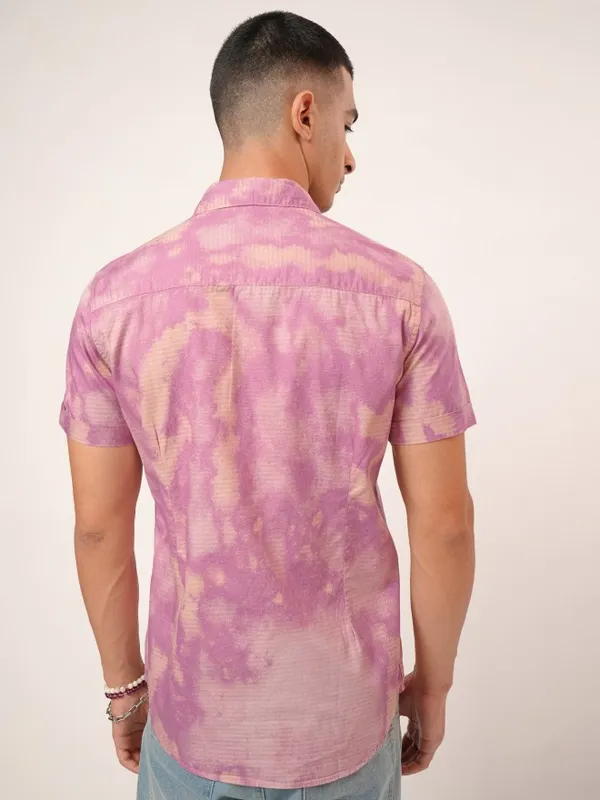  Highlander Men Purple Printed Slim Fit Casual Shirts
