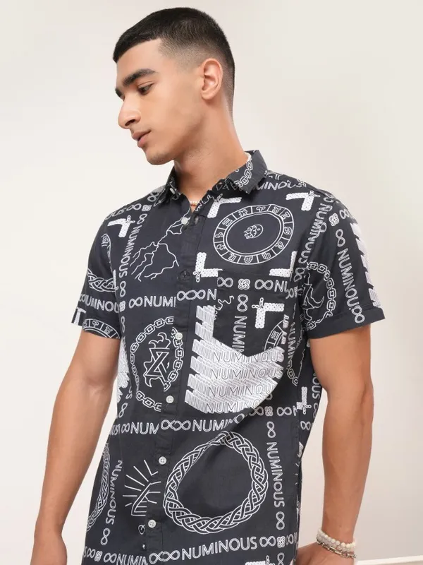 Men Slim Fit Casual Shirt