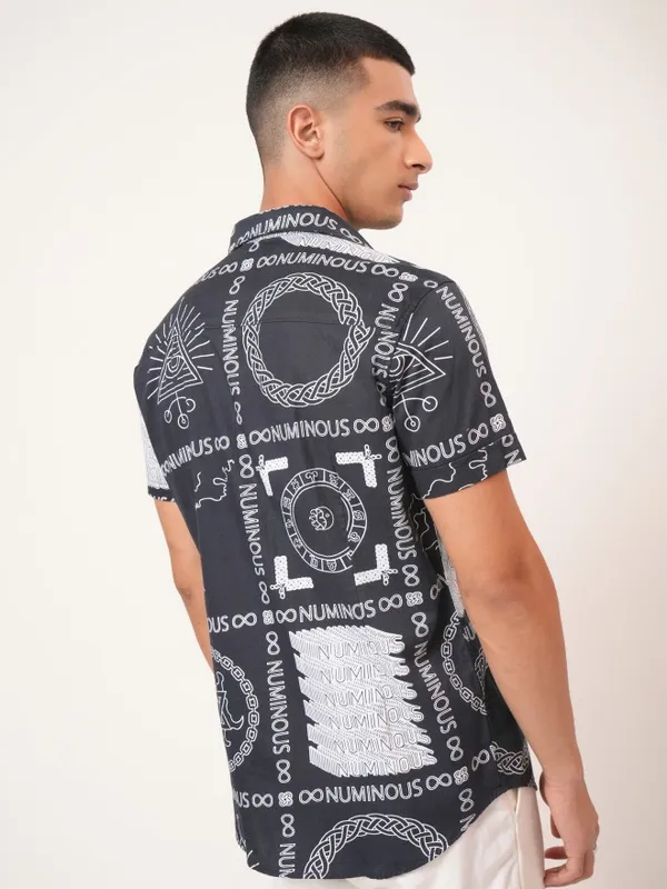 Men Slim Fit Casual Shirt