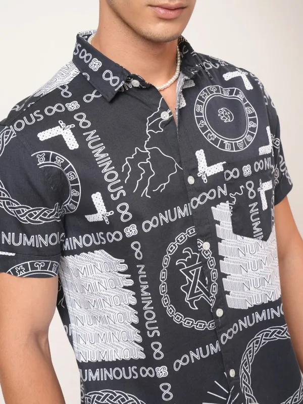 Men Slim Fit Casual Shirt