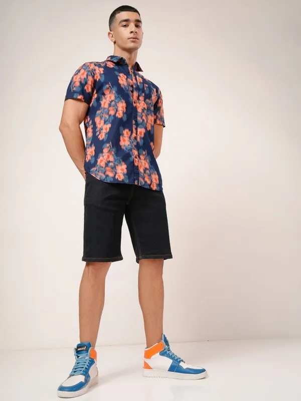 Men Slim Fit Casual Shirt