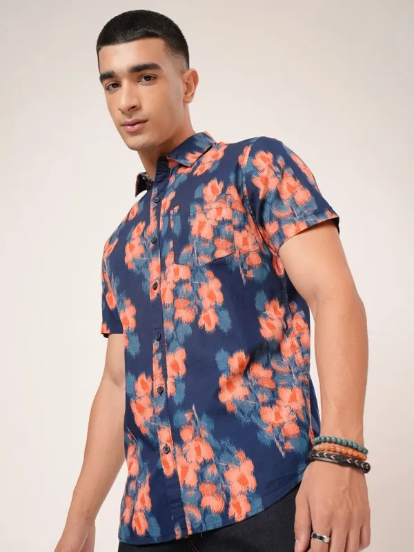 Men Slim Fit Casual Shirt