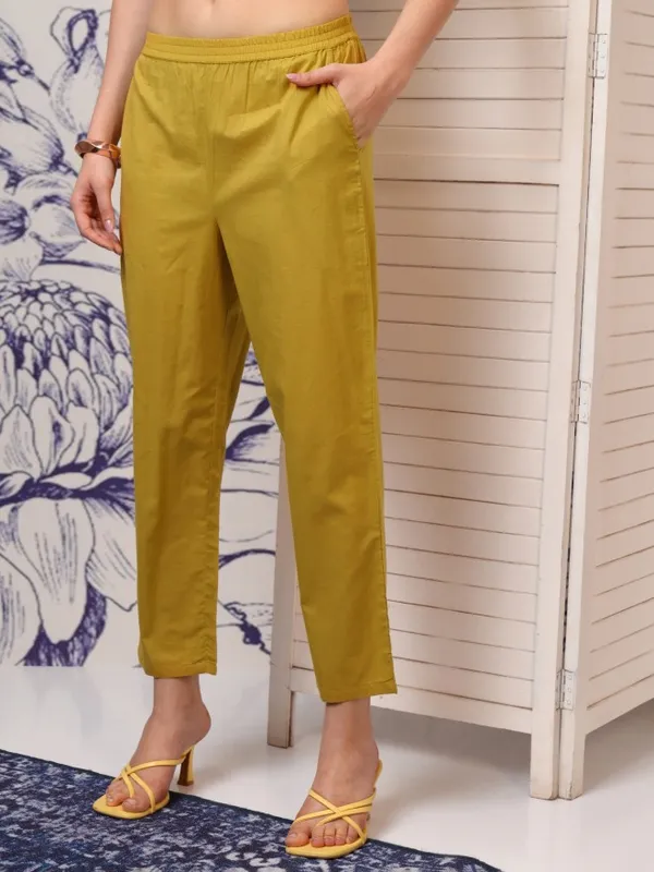 Women Kurta With Trousers & Dupatta