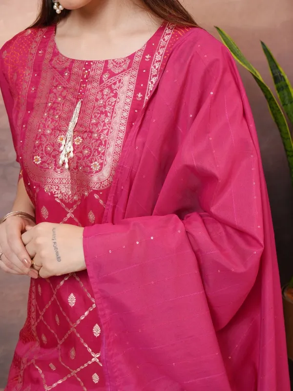  Vishudh Women Pink Printed Kurta Sets
