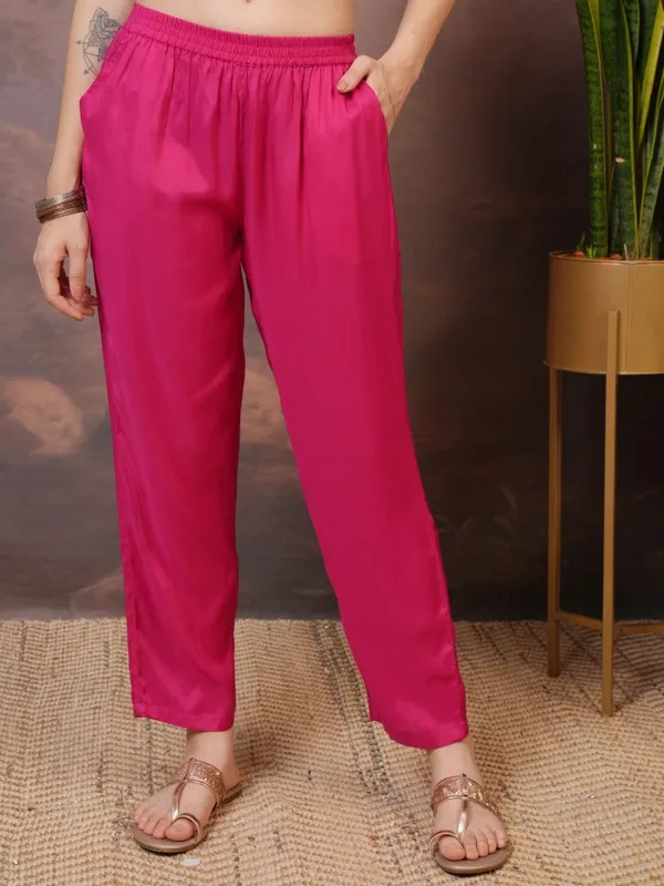  Vishudh Women Pink Printed Kurta Sets
