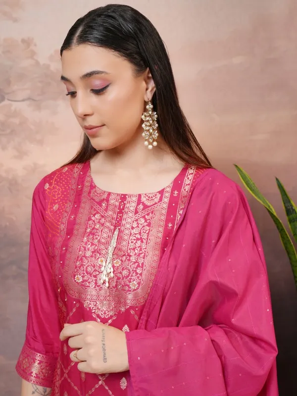  Vishudh Women Pink Printed Kurta Sets
