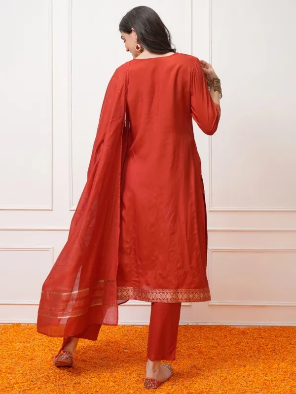 Vishudh Women Red Printed Kurta With Trousers And Dupatta