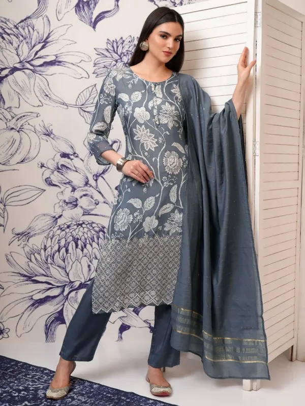 Vishudh Women Grey Printed Kurta With Trousers And Dupatta