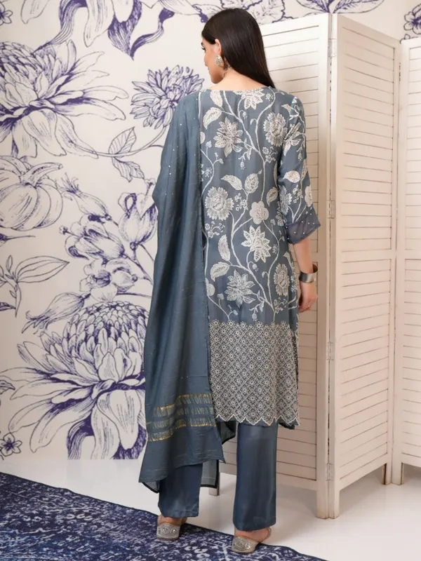 Vishudh Women Grey Printed Kurta With Trousers And Dupatta
