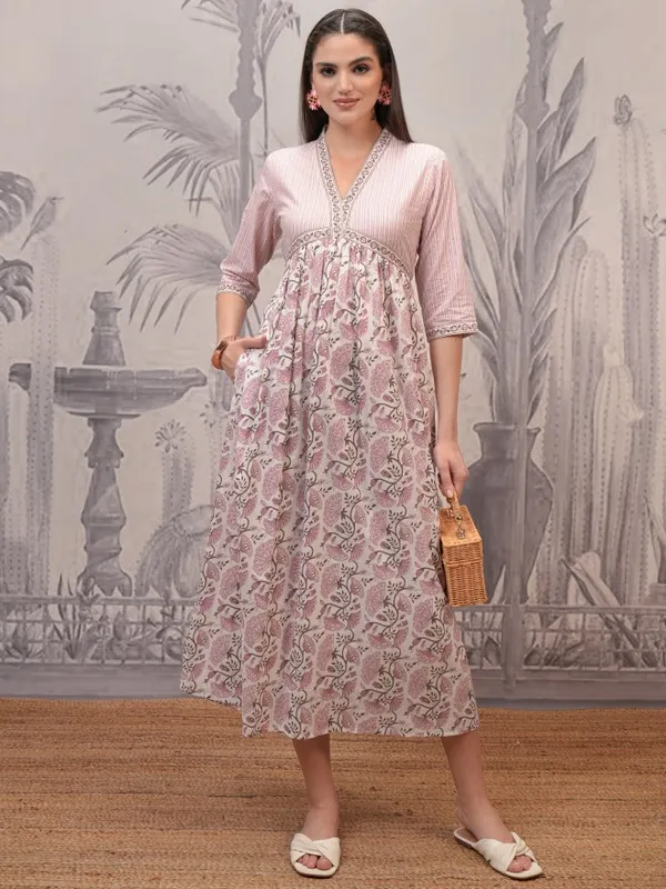  Vishudh Women Pink Printed A-Line Dresses