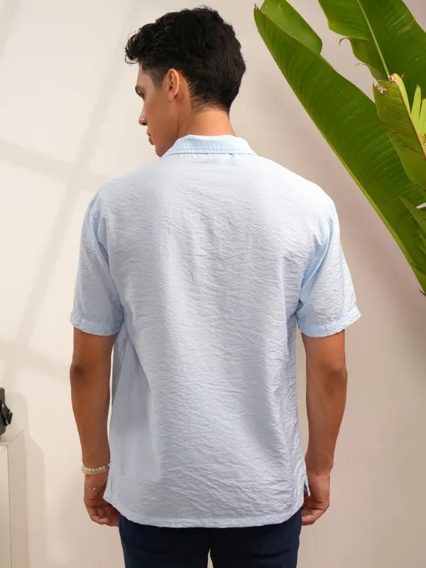  Locomotive Men Blue Solid Regular Fit Casual Shirts