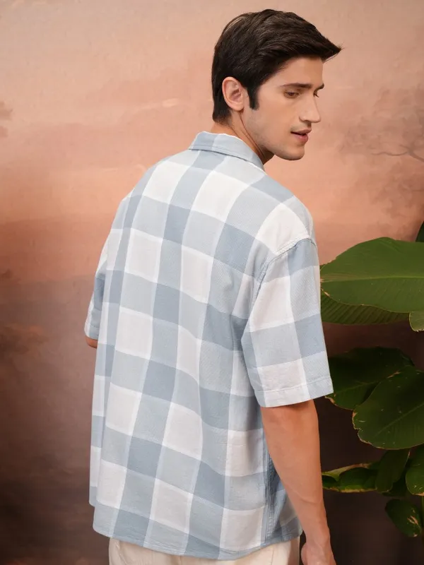  Locomotive Men Blue Checked Oversized Fit Casual Shirts