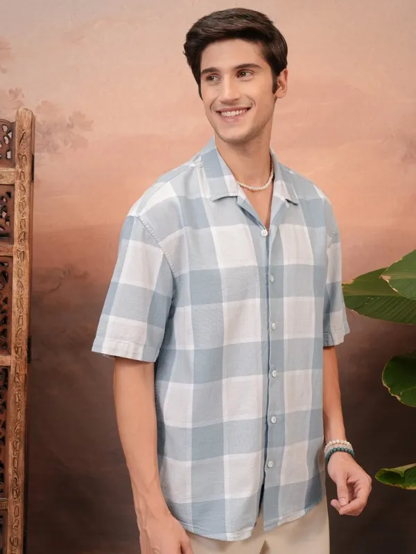  Locomotive Men Blue Checked Oversized Fit Casual Shirts