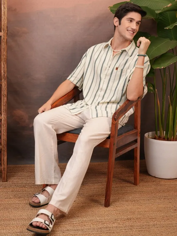  Locomotive Men Cream Striped Oversized Fit Casual Shirts