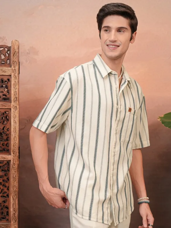  Locomotive Men Cream Striped Oversized Fit Casual Shirts