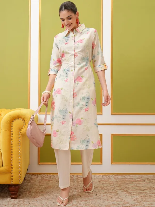  Vishudh Women Multi Printed Straight Kurtas
