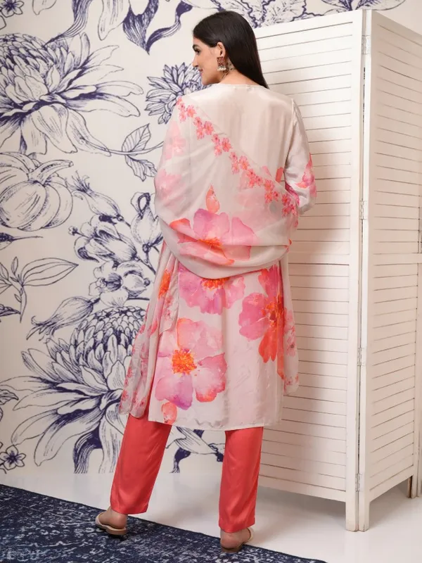 Vishudh Women Peach Printed Kurta With Trouser And Dupatta
