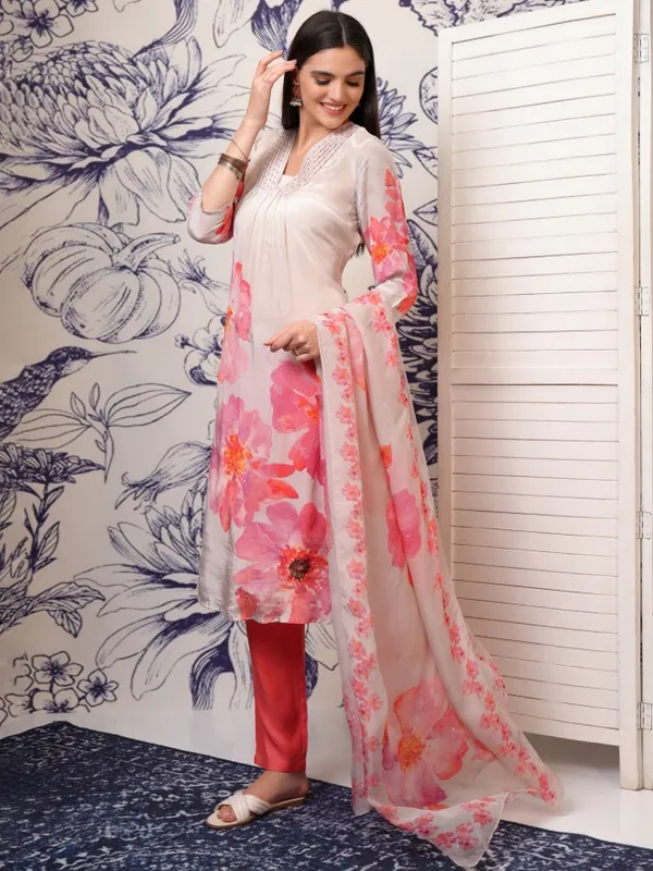 Vishudh Women Peach Printed Kurta With Trouser And Dupatta