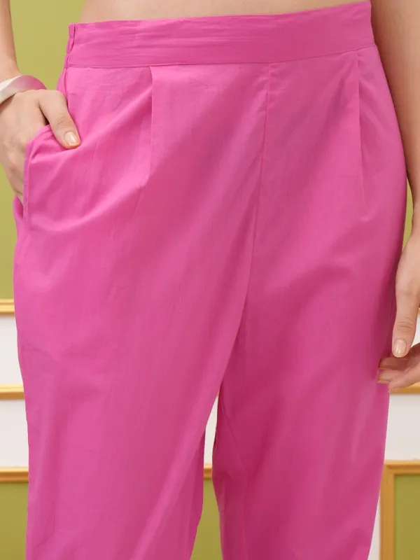  Vishudh Women Pink Printed Kurta Sets