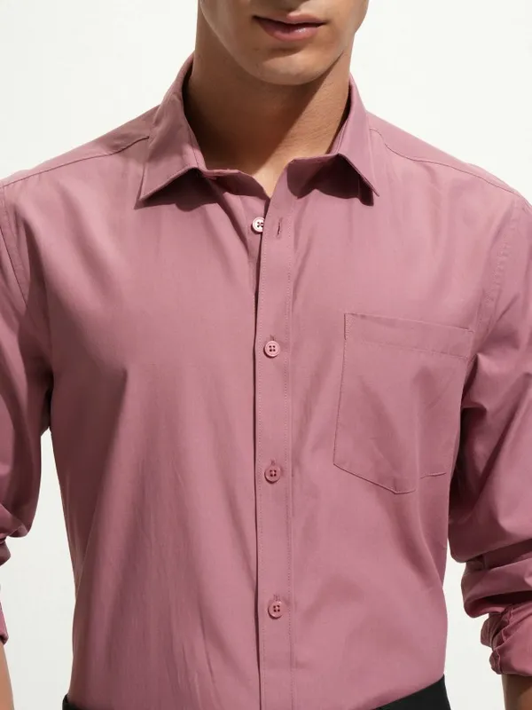 Highlander Men Mauve Slim Fit Casual Shirt