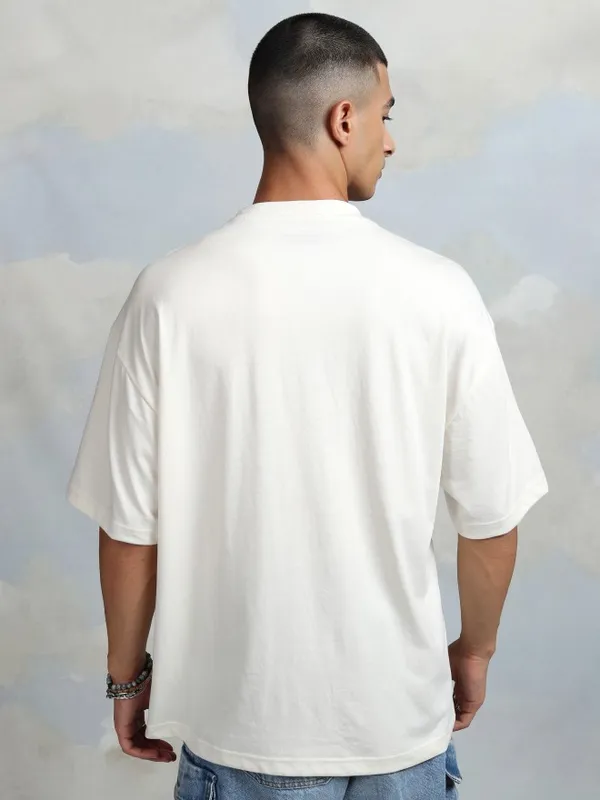 Highlander Men Off White Printed Round Neck Oversized Fit T-Shirt