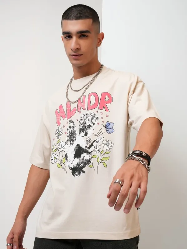 Highlander Men Cream Printed Oversized Fit Round Neck T-Shirt