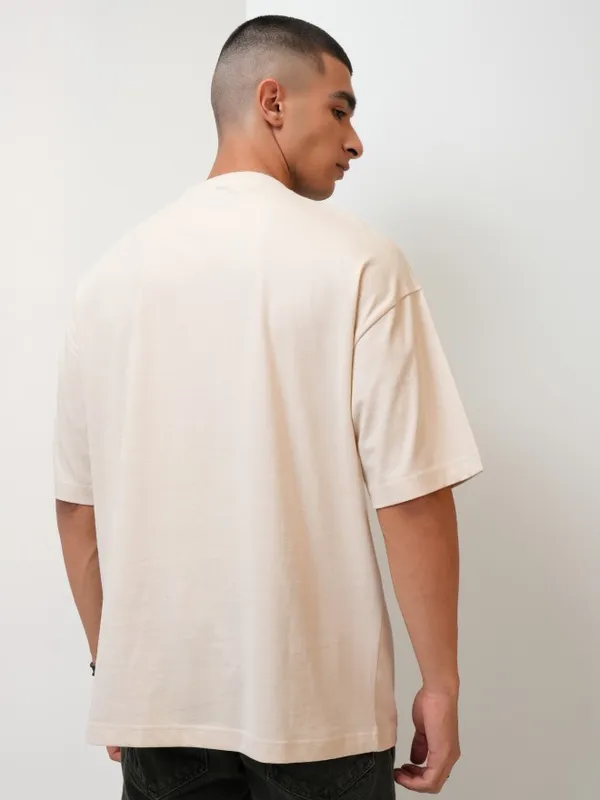 Highlander Men Cream Printed Oversized Fit Round Neck T-Shirt