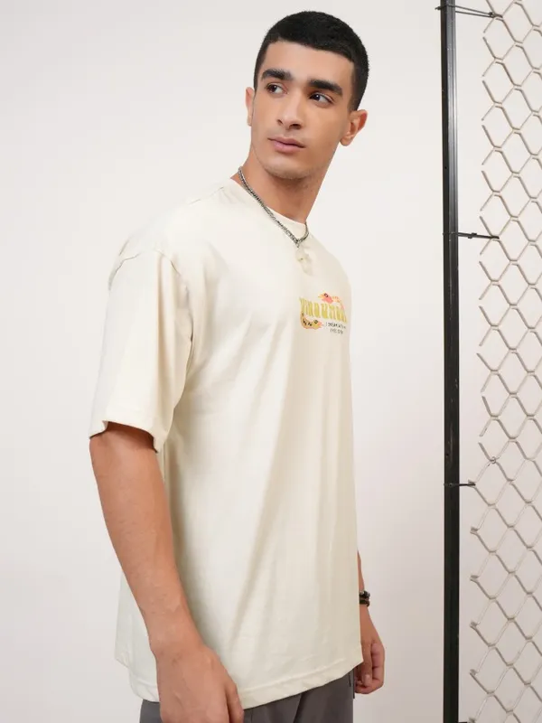 Highlander Men Cream Printed Round Neck Oversized Fit T-Shirt