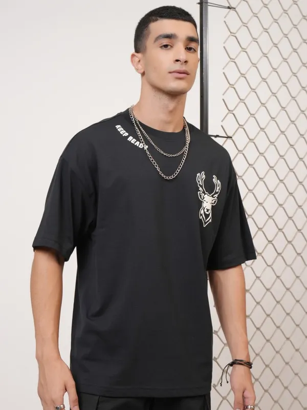Highlander Men Black Printed Round Neck Oversized Fit T-Shirt