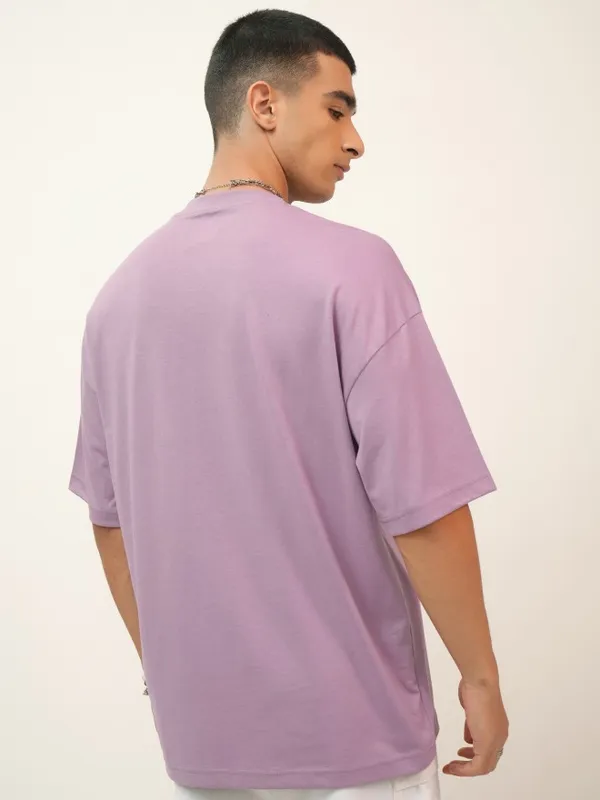 Highlander Men Mauve Printed Oversized Fit Round Neck T-Shirt