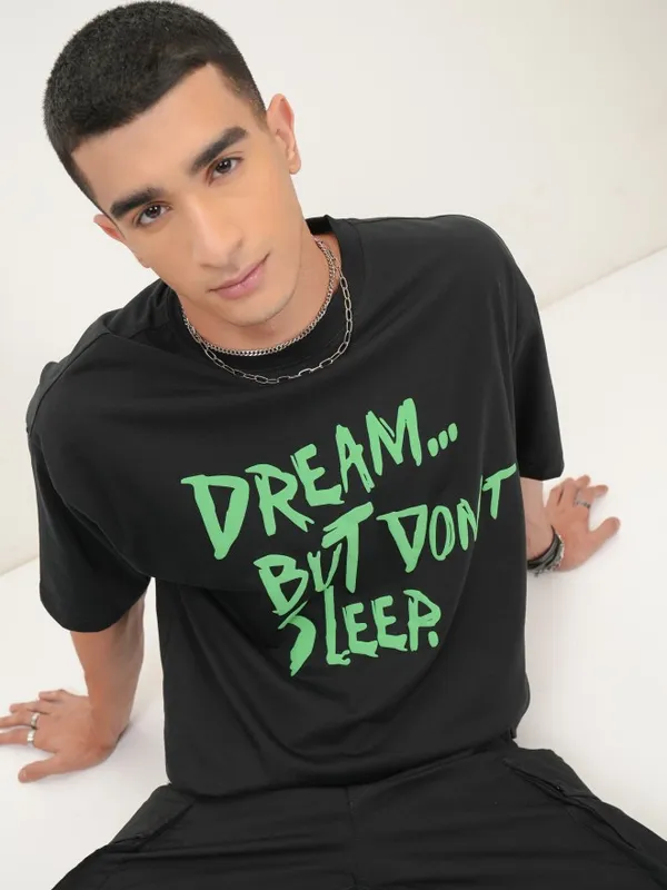 Highlander Men Black Printed Oversized Fit Round Neck T-Shirt