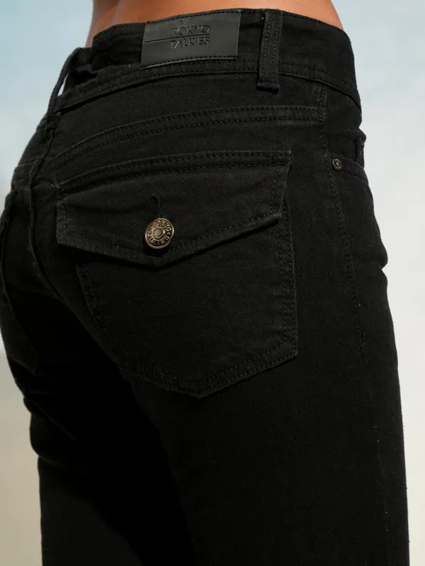 Tokyo Talkies Women Black Flared Stretchable Jeans