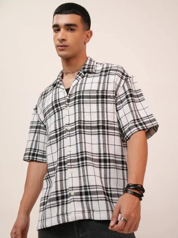  Highlander Men White Checked Oversized Fit Casual Shirts