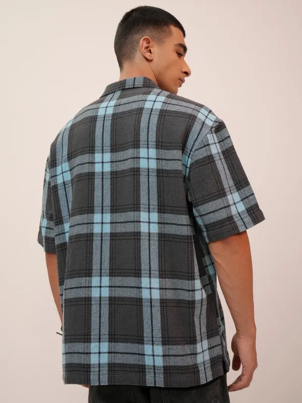  Highlander Men Grey Checked Oversized Fit Casual Shirts