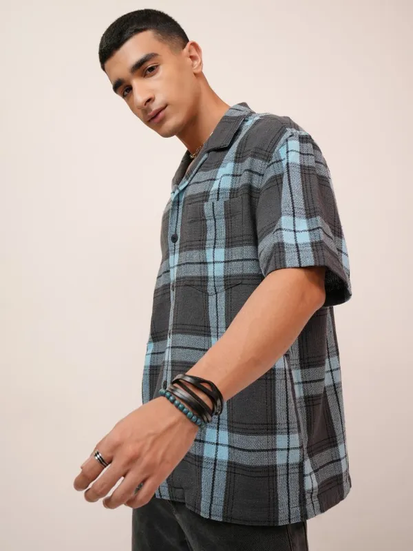  Highlander Men Grey Checked Oversized Fit Casual Shirts