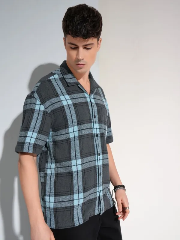 Highlander Men Grey Checked Oversized Fit Casual Shirt