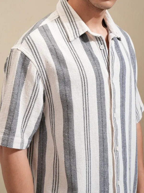 Highlander Men Cream Striped Oversized Fit Casual Shirt