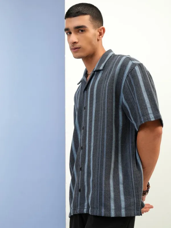  Highlander Men Black Striped Oversized Fit Casual Shirts