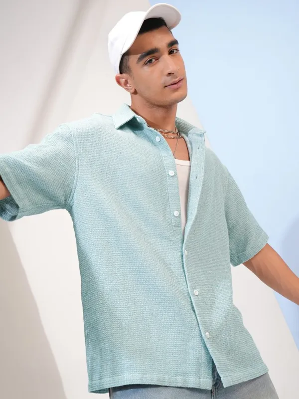  Highlander Men Blue Solid Oversized Fit Casual Shirts