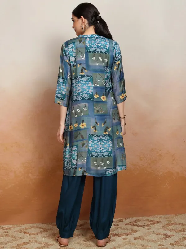 Vishudh Women Blue Printed Kurta With Trousers