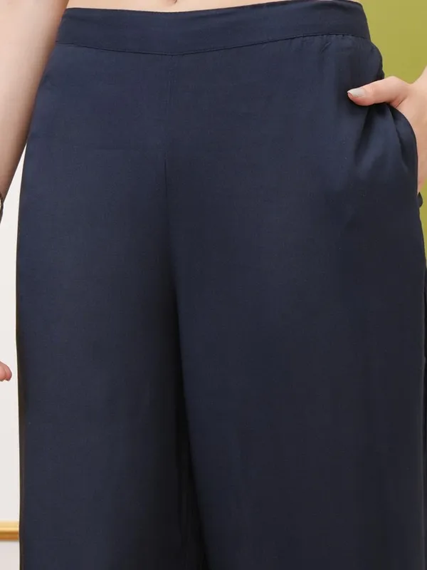 Vishudh Women Blue Printed Top With Trouser